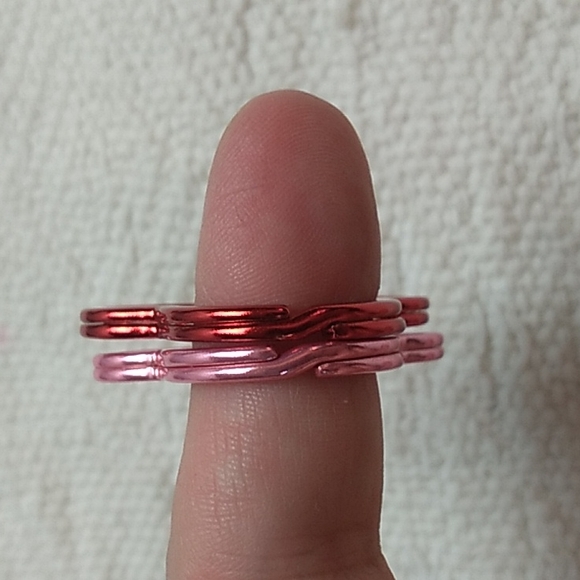 Disney Mickey & Minnie Mouse Keychains in Pink & Red 1.5 x 1 2/8 inches - Picture 5 of 8